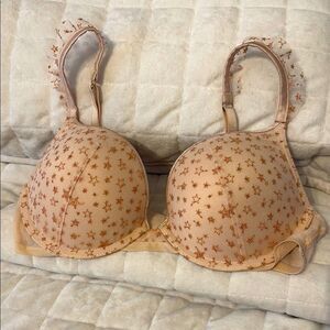 Victorias Secret Padded Lace Detail Bra 34C